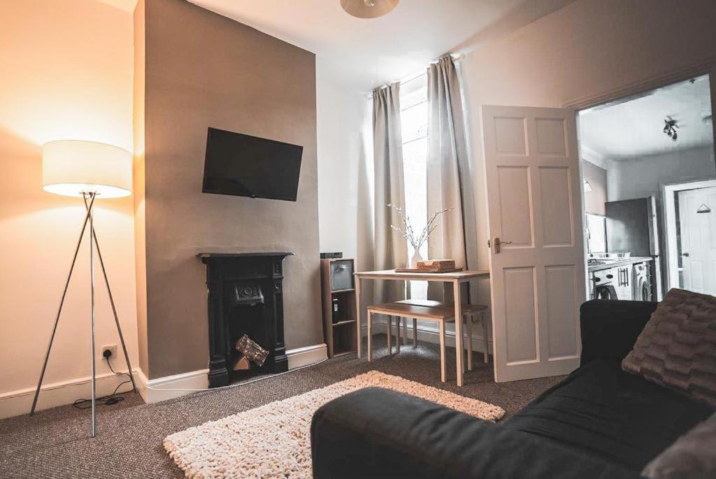 Cosy Affordable Digs Near Coventry City Centre Sleeps5 With Free Parking ภายนอก รูปภาพ