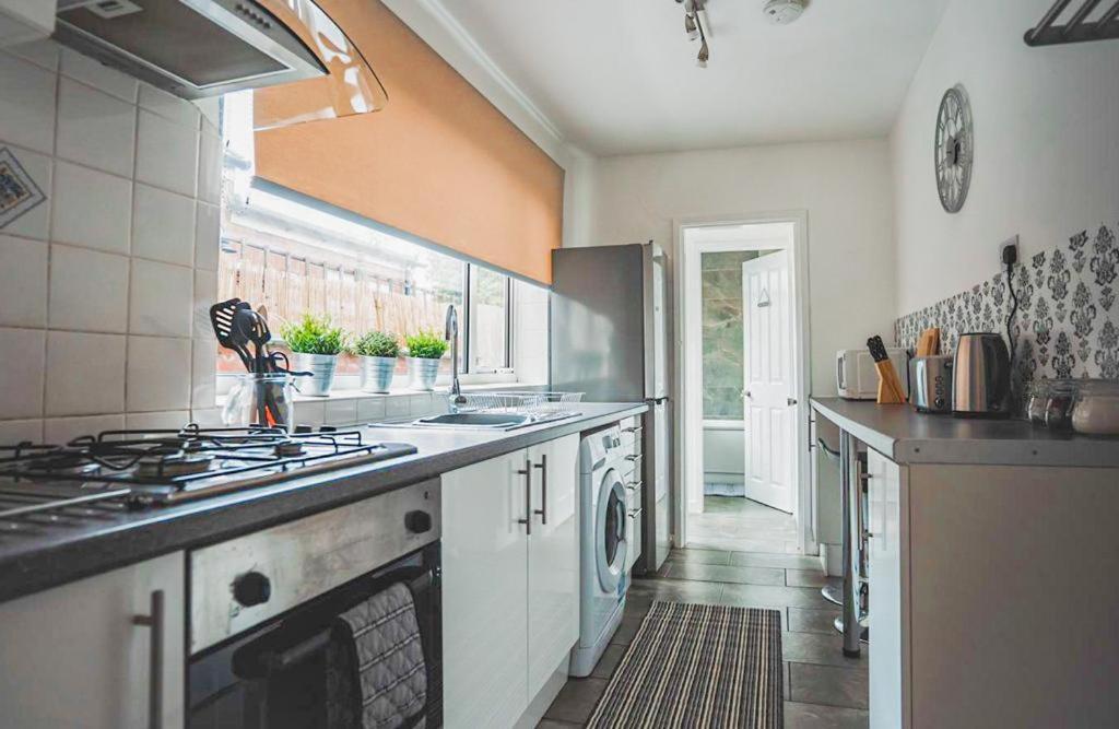 Cosy Affordable Digs Near Coventry City Centre Sleeps5 With Free Parking ภายนอก รูปภาพ